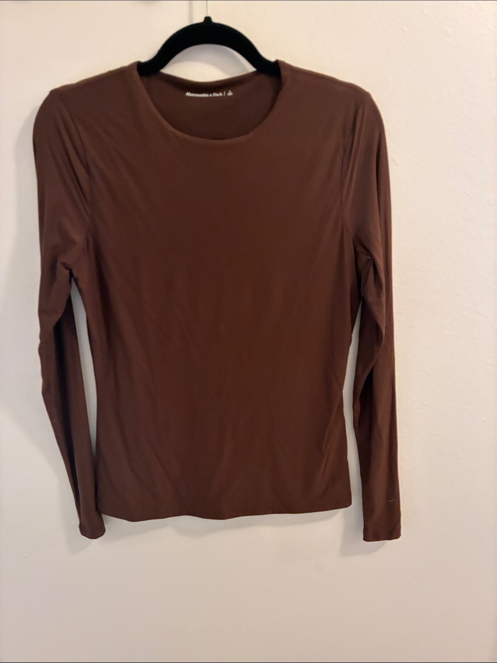 Abercrombie & Fitch Brown Long Sleeve Crewneck Tee
